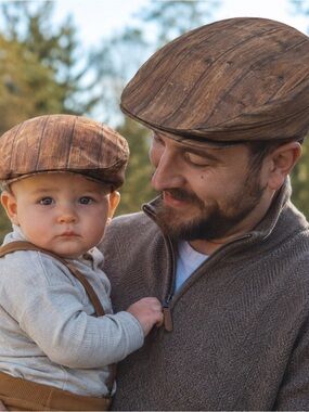 Vintage Wood Pattern Flat Cap Set | Father’s Christmas gift husband woodworking